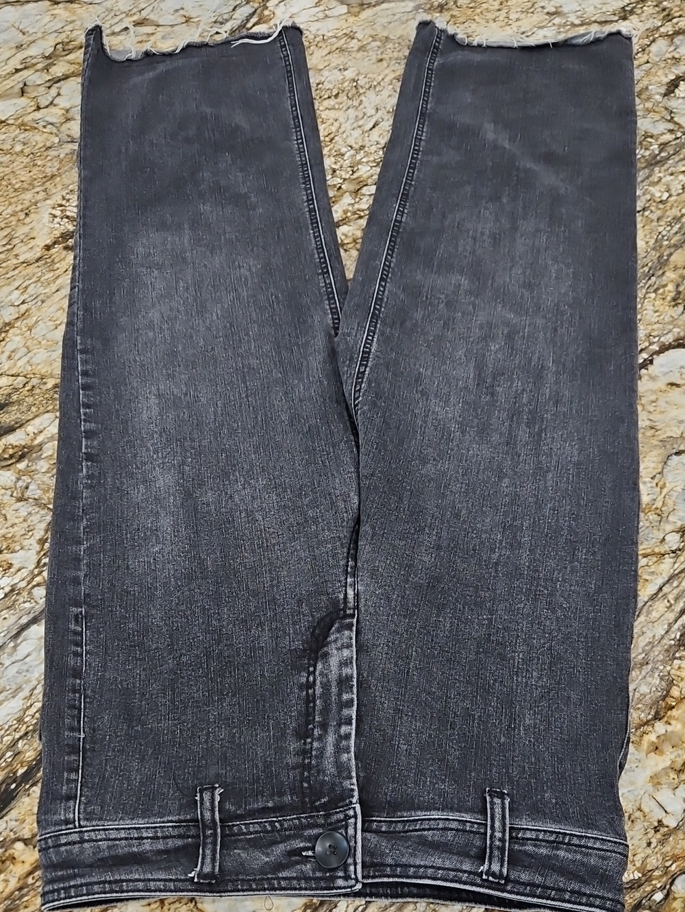Oat New York Women's Black Jeans. Size 6/28 Inseam 29 Rise 11.5"